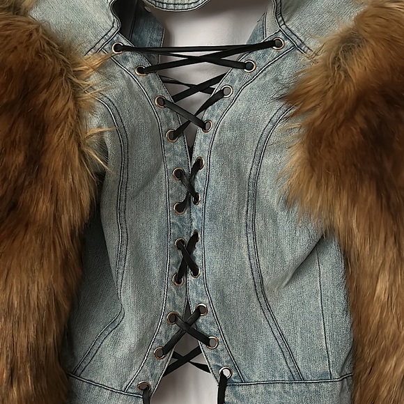 Azalea Wang Light Blue Denim Jean Faux Fur Sleeves Jacket Coat **Size L** 🌺🌺 - Picture 4 of 5